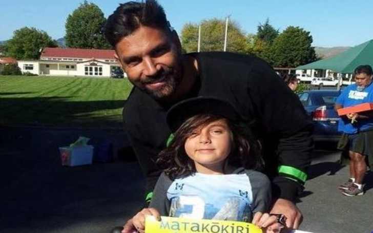 Meet Huia Bennett: Insight into the World of Manu Bennett's Daughter